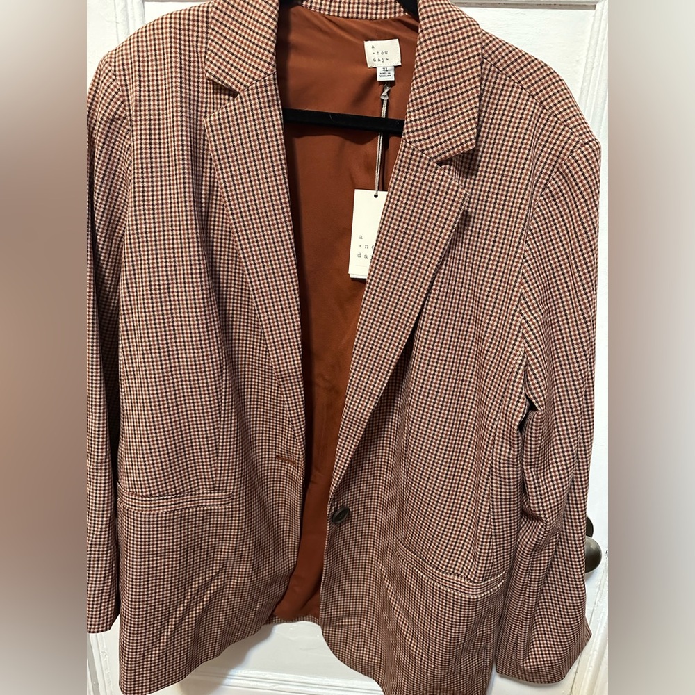 A new day brown plaid blazer. NWT